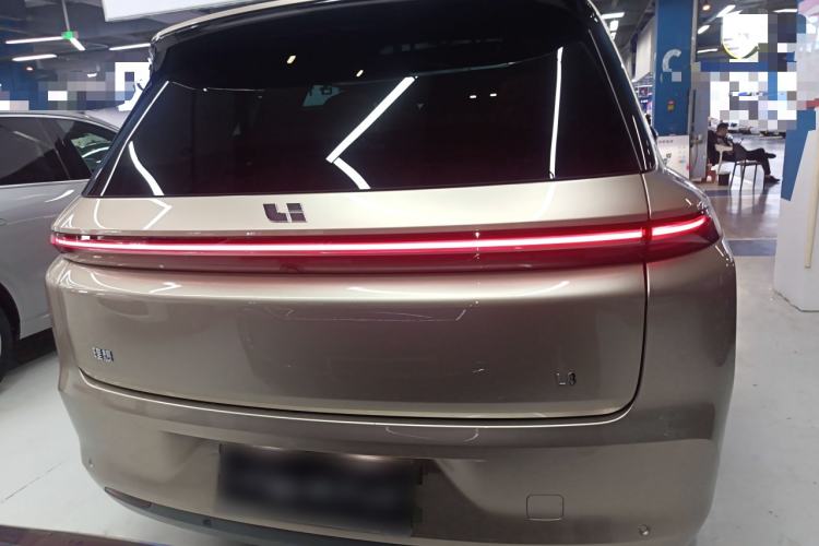 Used Li Auto L8 2023 Pro Model
