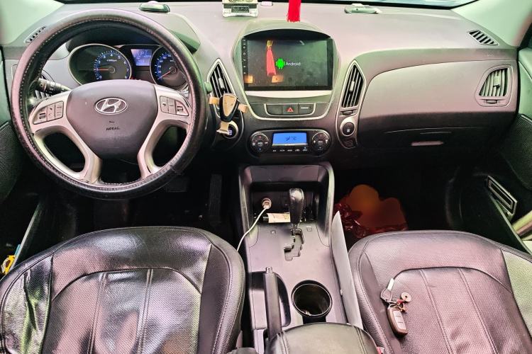 Used Hyundai ix35 2015 2.0L Automatic 2WD Smart Version China V Standard
