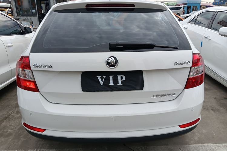 Used Skoda Rapid Spaceback 2016 Revised 1.6L Manual Chuanxing Edition
