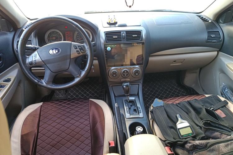 Used Bestune B50 2012 1.6L automatic with sunroof
