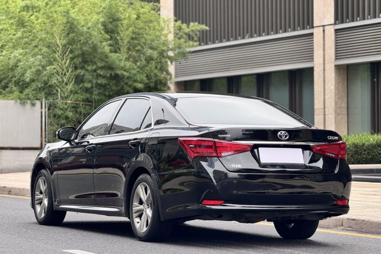 Used Toyota Crown 2015 2.5L Smart Edition Rear Left 45 Deg