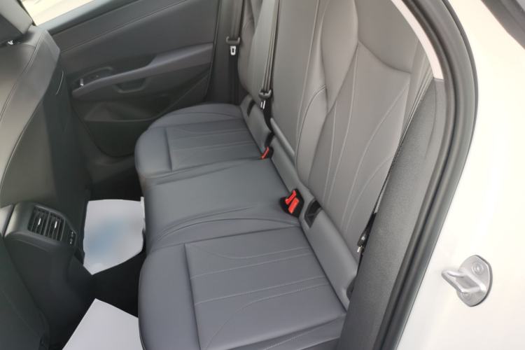 Used Volkswagen Lavida 2026 Pro 300TSI Starry Zhi Yi Edition Left Rear Seat