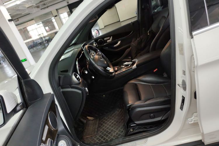 Used Mercedes-Benz GLC 2019 GLC 260 L 4MATIC Dynamic Model
