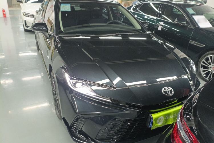 Used Toyota Camry 2026 Model Dual-Engine 2.0HSE Sport Lite Edition