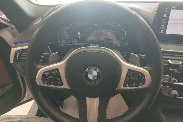 Used BMW 5 Series 2022 Second Facelift 530Li Leading Edition M Sport Package
