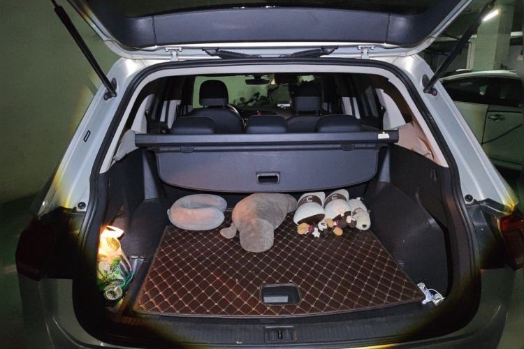 Used Volkswagen Tiguan L 2017 330TSI Automatic Two-Wheel Drive Luxury Edition
