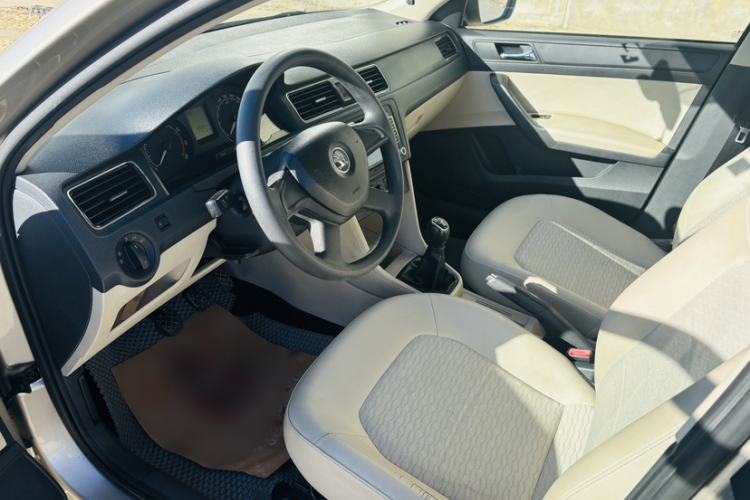 Used Skoda Rapid 2013 1.4L Manual Smart Selection Trim