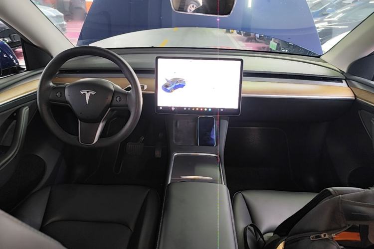 Used Tesla Model Y 2021 Long-Range All-Wheel-Drive Version