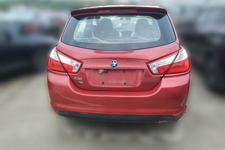 Used Venucia R50 2015 1.6L Manual Fashion Edition