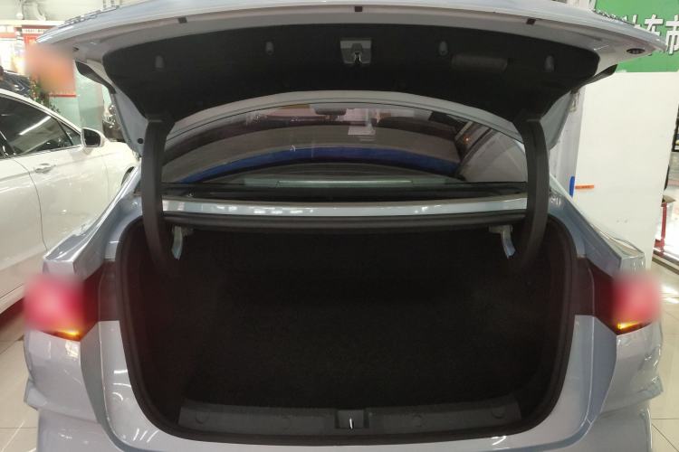 Used BYD Qin L 2024 DM-i 120KM Leading Model Trunk