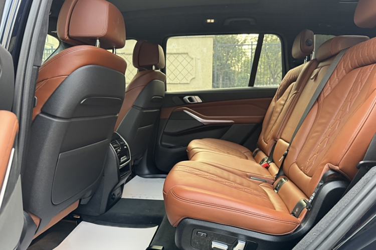 Used BMW X7 2019 xDrive40i Luxury M Sport Package