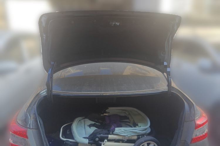 Used Nissan Sylphy 2012 1.8XL CVT Luxury Edition Trunk