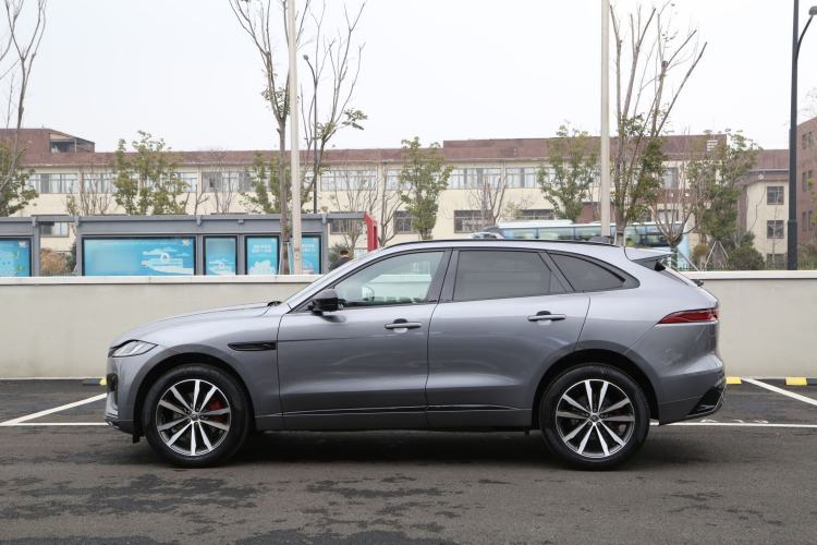 Used Jaguar F-PACE 2024 P250 R-Dynamic SE