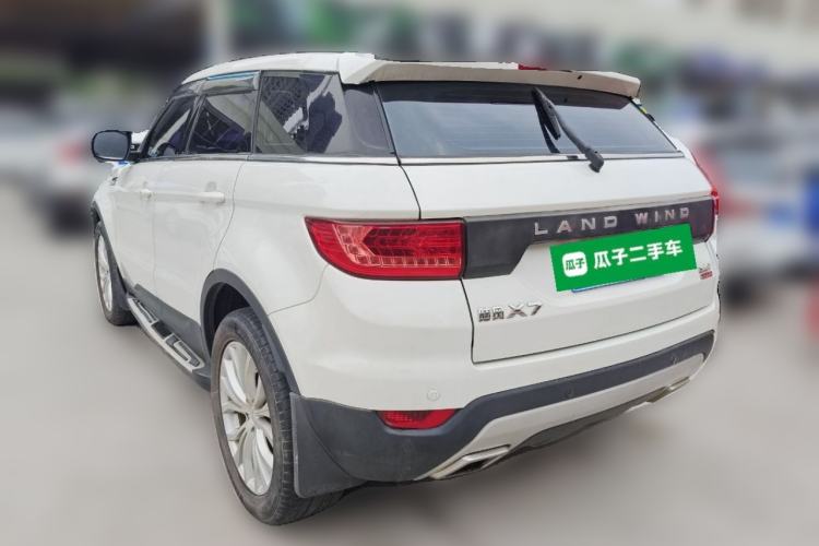 Used Land X7 2016 2.0T Panoramic Prestige Edition
