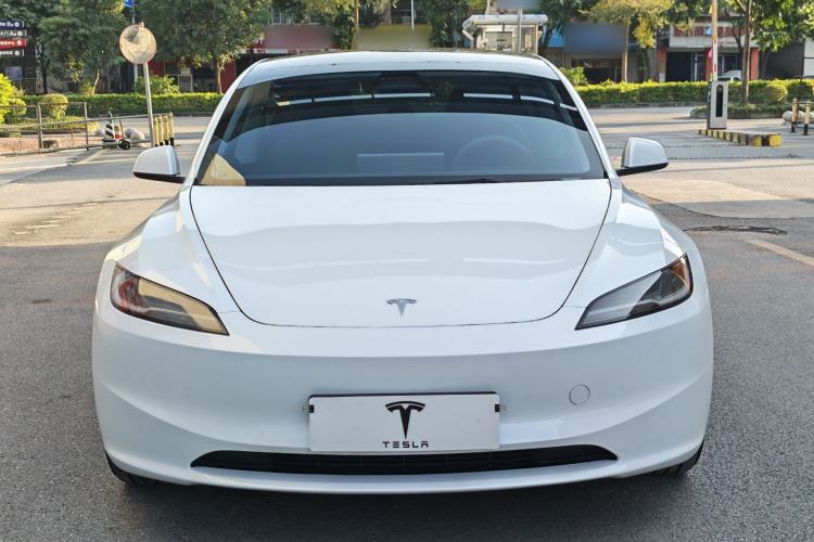 Used Tesla Model 3 2025 Rear-Wheel-Drive Version