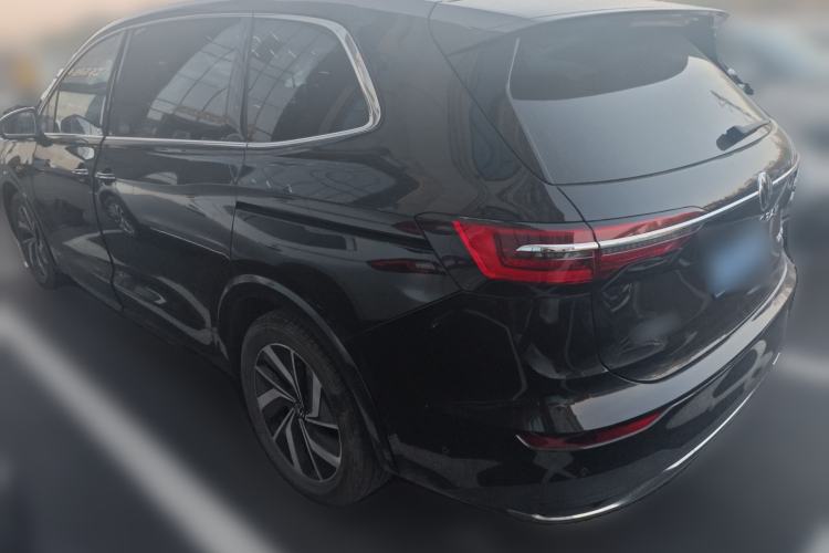 Used Volkswagen Viloran 2024 330TSI Luxury Edition Rear Left 45 Deg