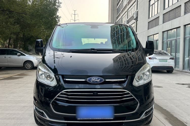 Used Ford Tourneo Custom 2017 2.0T Automatic Elite Version
