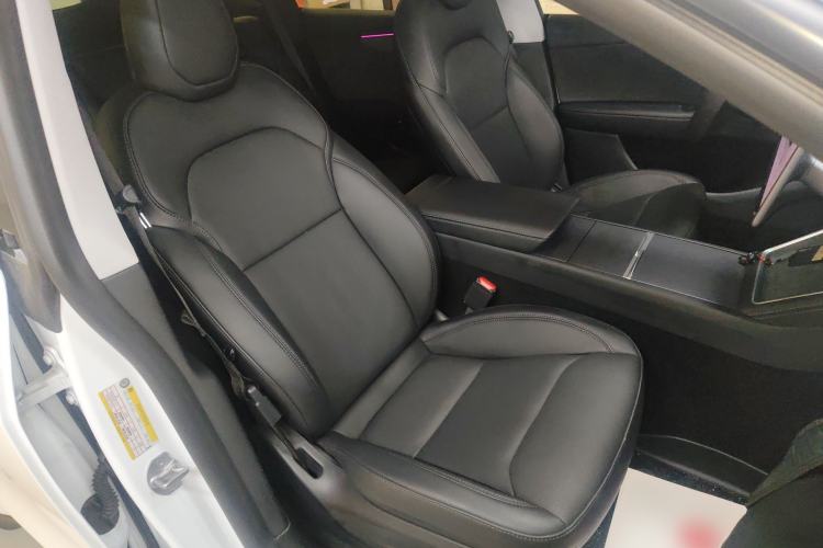 Used Tesla Model Y 2025 Long-Range All-Wheel Drive First Edition
