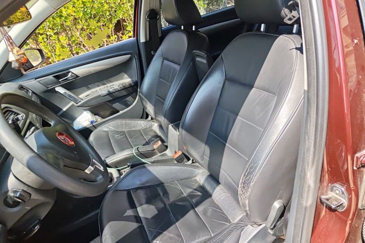 Used Volkswagen Lavida 2013 1.4TSI DSG Comfort Edition Left Front Seat