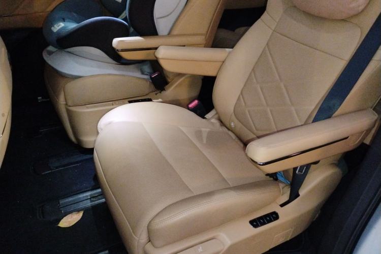 Used GAC Trumpchi E8 New Energy 2024 150km MAX+ Left Rear Seat