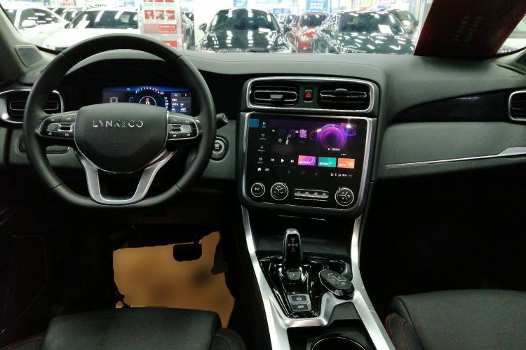 Used Lynk & Co 01 2019 2.0T Two-Wheel Drive Zhaopu Version China VI Standard
