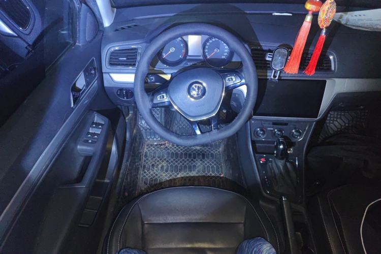 Used Volkswagen Gran Lavida 2017 230TSI DSG Comfort Edition Steering Wheel