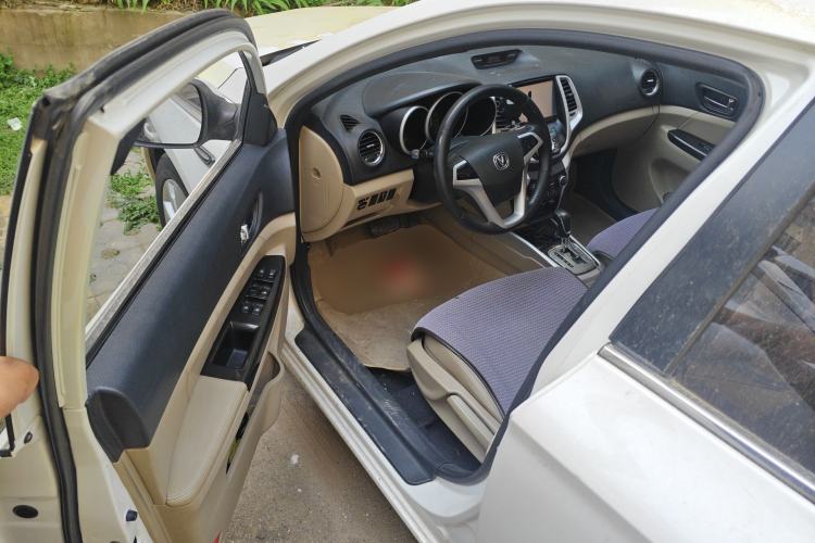 Used CHANGAN Eado 2014 1.6L Automatic Luxury Model