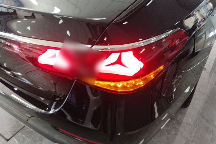 Used Mercedes-Benz E-Class 2025 Facelift E 300 L Fashion Edition
