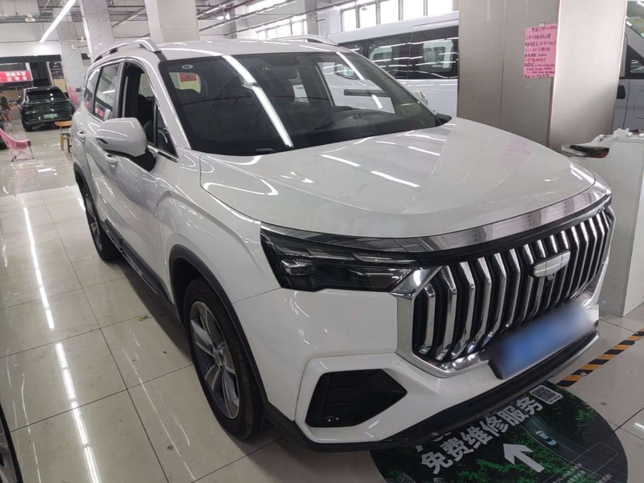 Geely Auto Haoyue L 2024 2.0T DCT Luxury Version — снимка 3