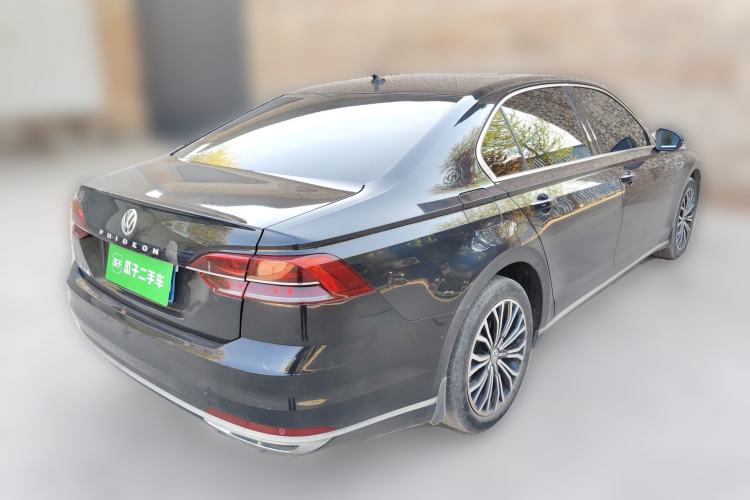 Used Volkswagen Phideon 2019 380TSI Two-Wheel Drive Business Edition China VI Standard