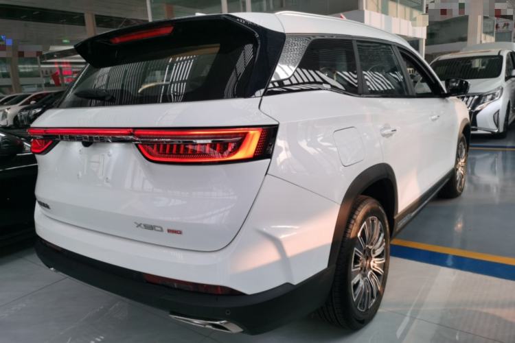 Used JETOUR X90 PRO 2024 1.6T DCT Luxury Edition 7-Seater
