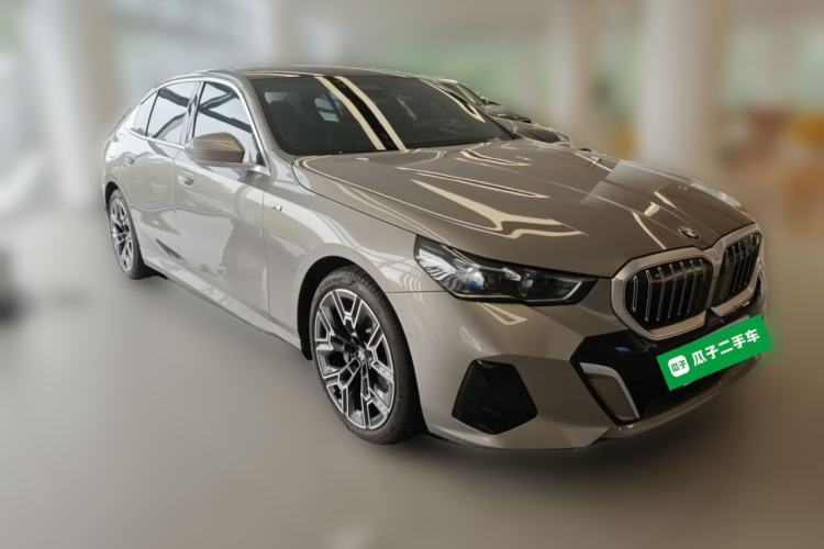 Used BMW 5 Series 2024 530Li Luxury Edition M Sport Package