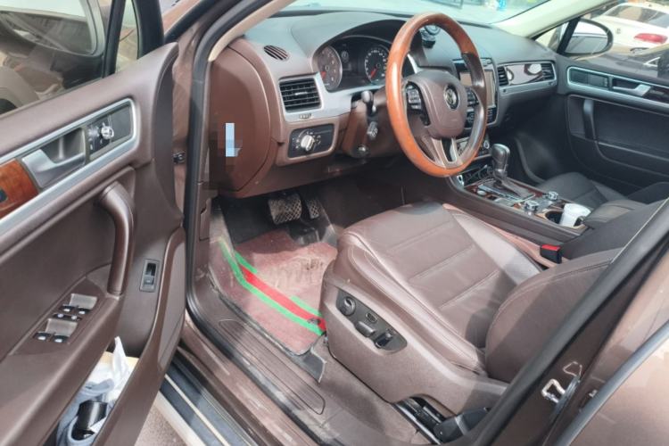 Used Volkswagen Touareg 2015 3.0 TSI Luxury Model Driver Seat