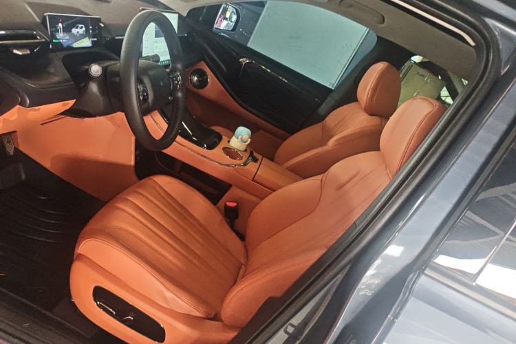 Used AION V 2024 Aion Tyrannosaurus 650 Smart Luxury Edition
