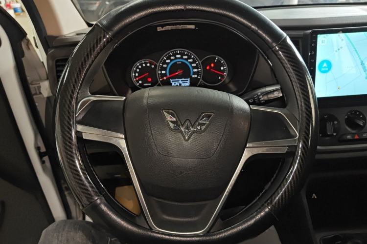 Used Wuling Hongguang V 2019 1.5L Enjoyment Version China VI LAR
