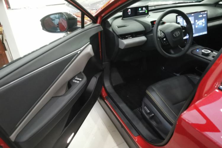 Used Toyota bZ5 2025 Model 550 PRO Smart Driving Edition