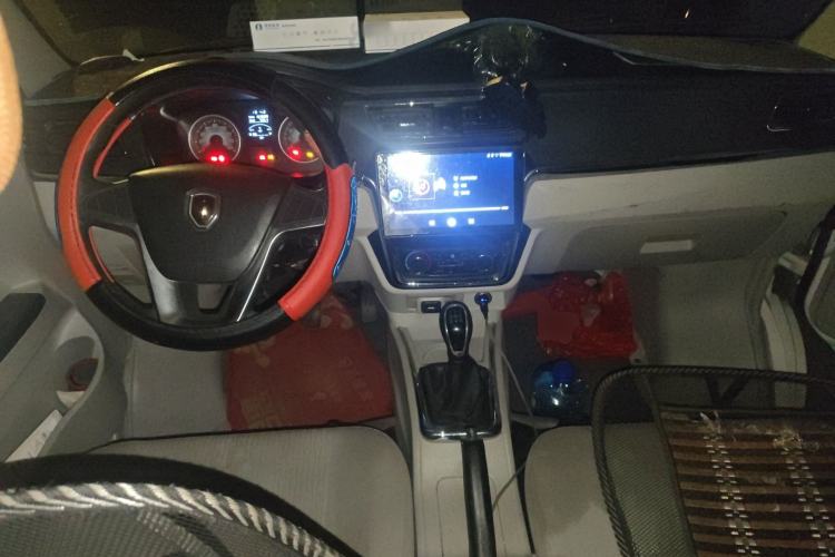 Used Jinbei Hiace X30 2021 1.5L Wealthy Single-Steaming Air-Conditioned Version Bus China VI Standard SWC15M
