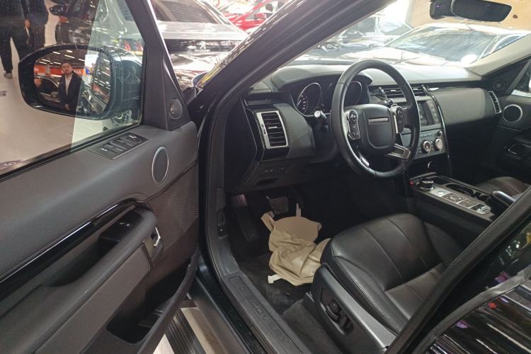 Used Land Rover Discovery 2017 3.0 SC V6 S
