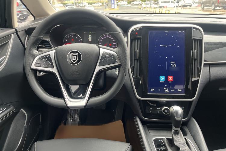Used BYD Song MAX 2017 1.5T Automatic Smart Connect Luxury 7-Seater Interior 4