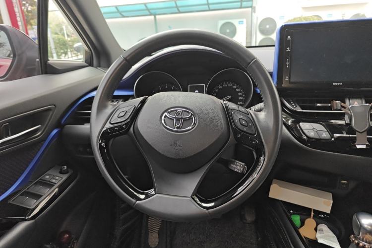 Used Toyota IZOA 2018 2.0L Yichi Edition China V Standard
