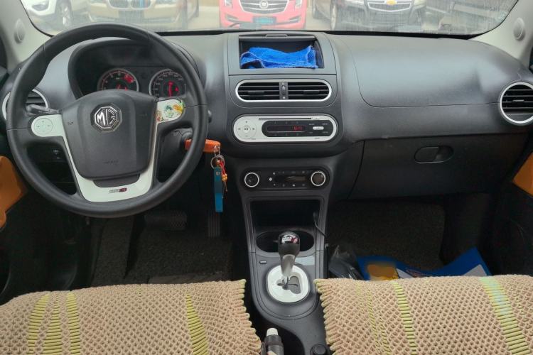 Used MG 3SW 2015 1.5L AMT Elite Model
