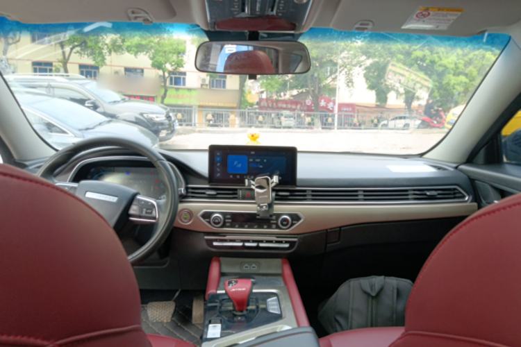 Used JETOUR X70 2024 1.5T DCT Glory PRO 7-Seater Center Console