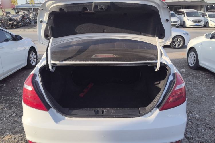 Used Geely Auto Emgrand 2017 Sedan Million Edition 1.5L Manual Luxury Model Trunk