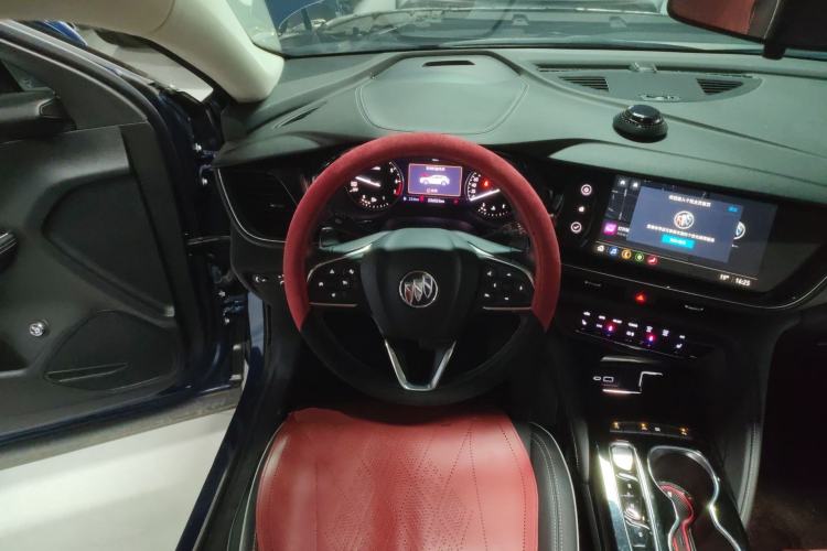 Used Buick Envision 2023 Encore S 652T Two-Wheel-Drive Luxury Model Steering Wheel