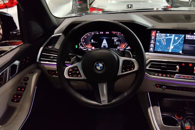 Used BMW X5 2021 xDrive40i Luxury Model with M Sport Package
