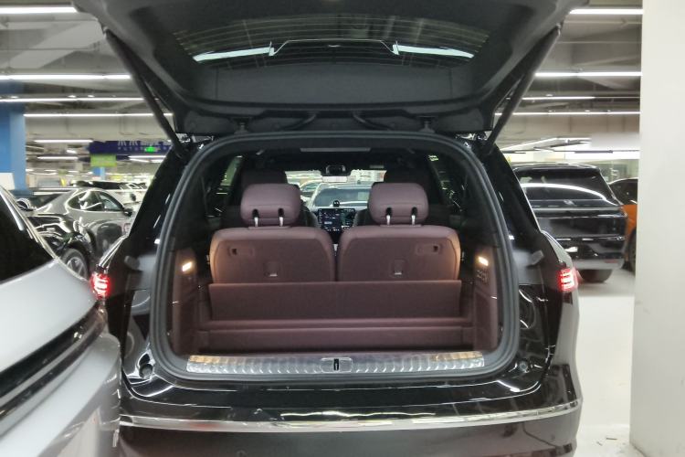 Used Nio ES8 2026 Model 6-seat Executive Luxury Edition Trunk