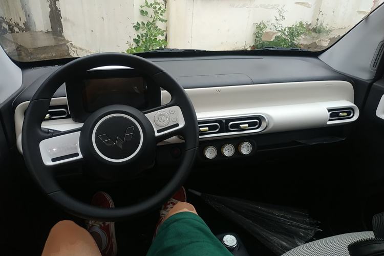 Used Wuling Hongguang MINIEV 2024 3rd Generation 215km Youth Edition