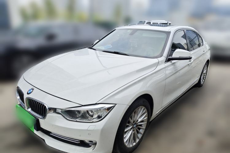 Used BMW 3 Series 2013 Facelifted 320Li Luxury Design Package