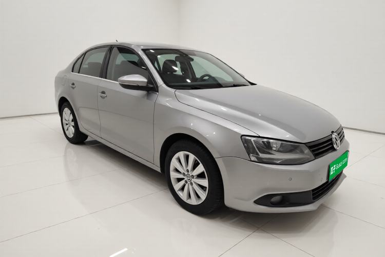 Used Volkswagen Sagitar 2014 Revised Version 1.4TSI Automatic Luxury Edition Exterior 2