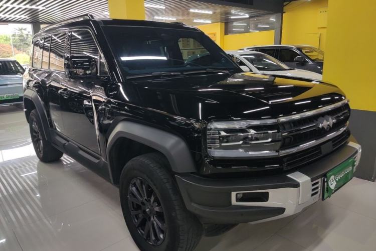 Used Formula Leopard 5 2023 Navigator Edition Exterior 1